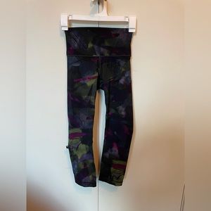 Lululemon cropped leggings